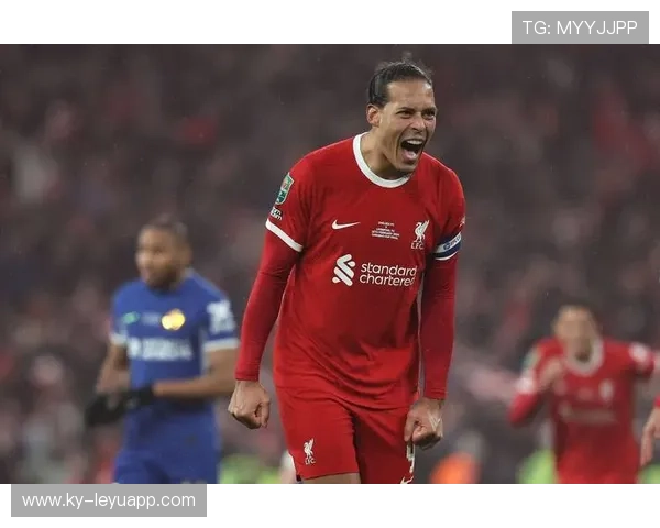 利物浦角球战术变奏奏效，范戴克近点补射见分晓